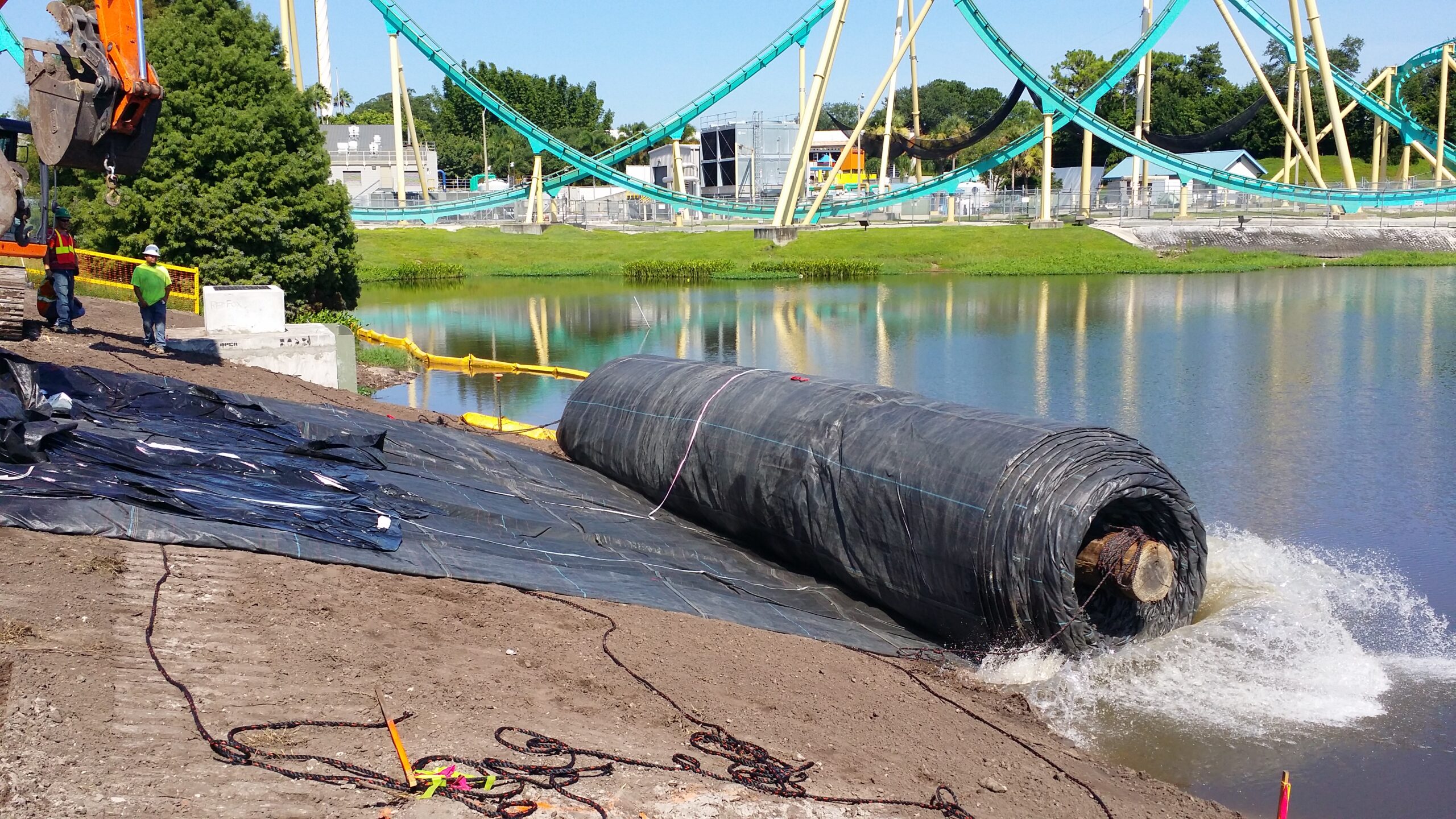 12ft AquaDams at Orlando SeaWorld, 2015