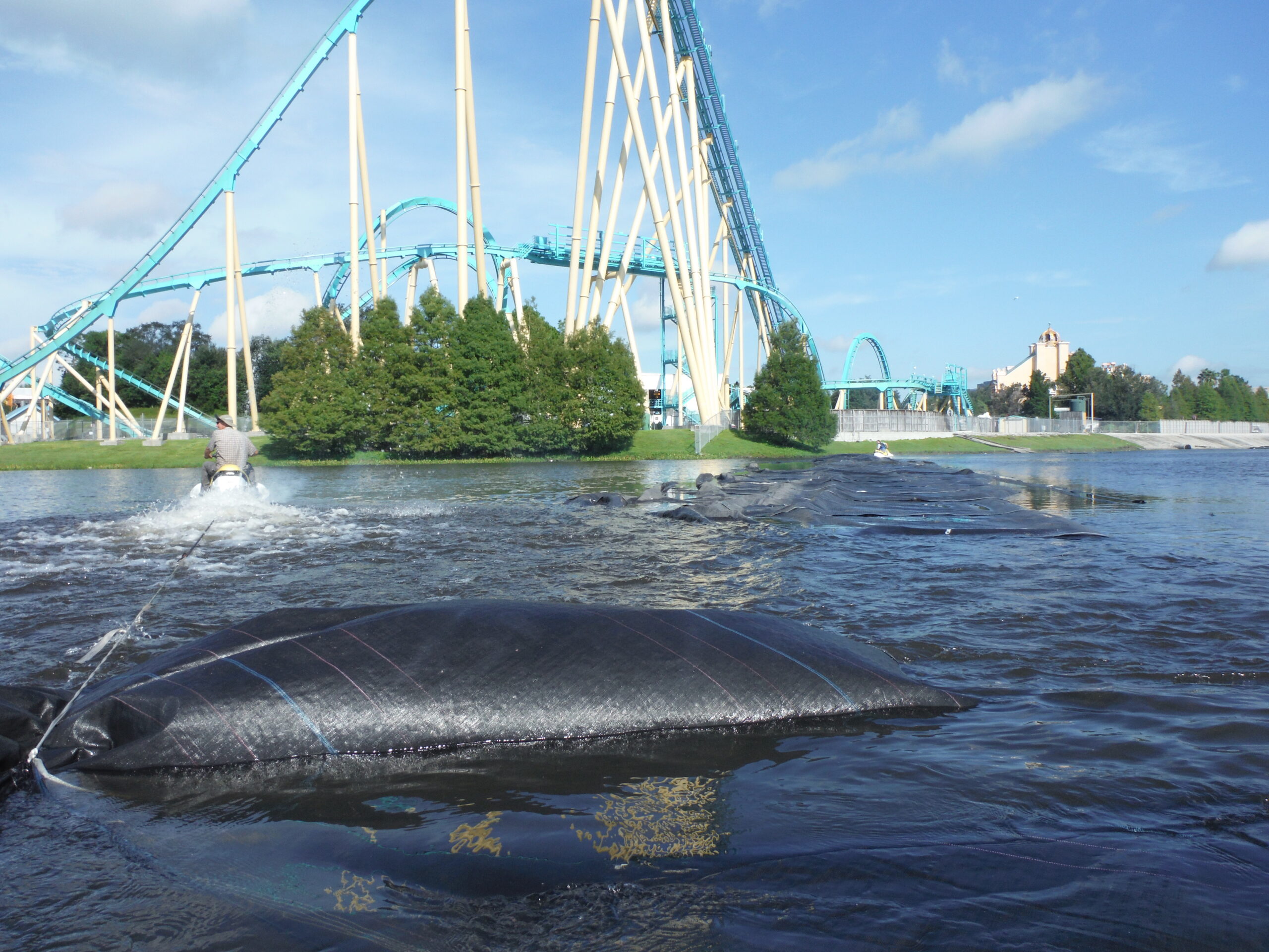 12ft AquaDams at Orlando SeaWorld, 2015