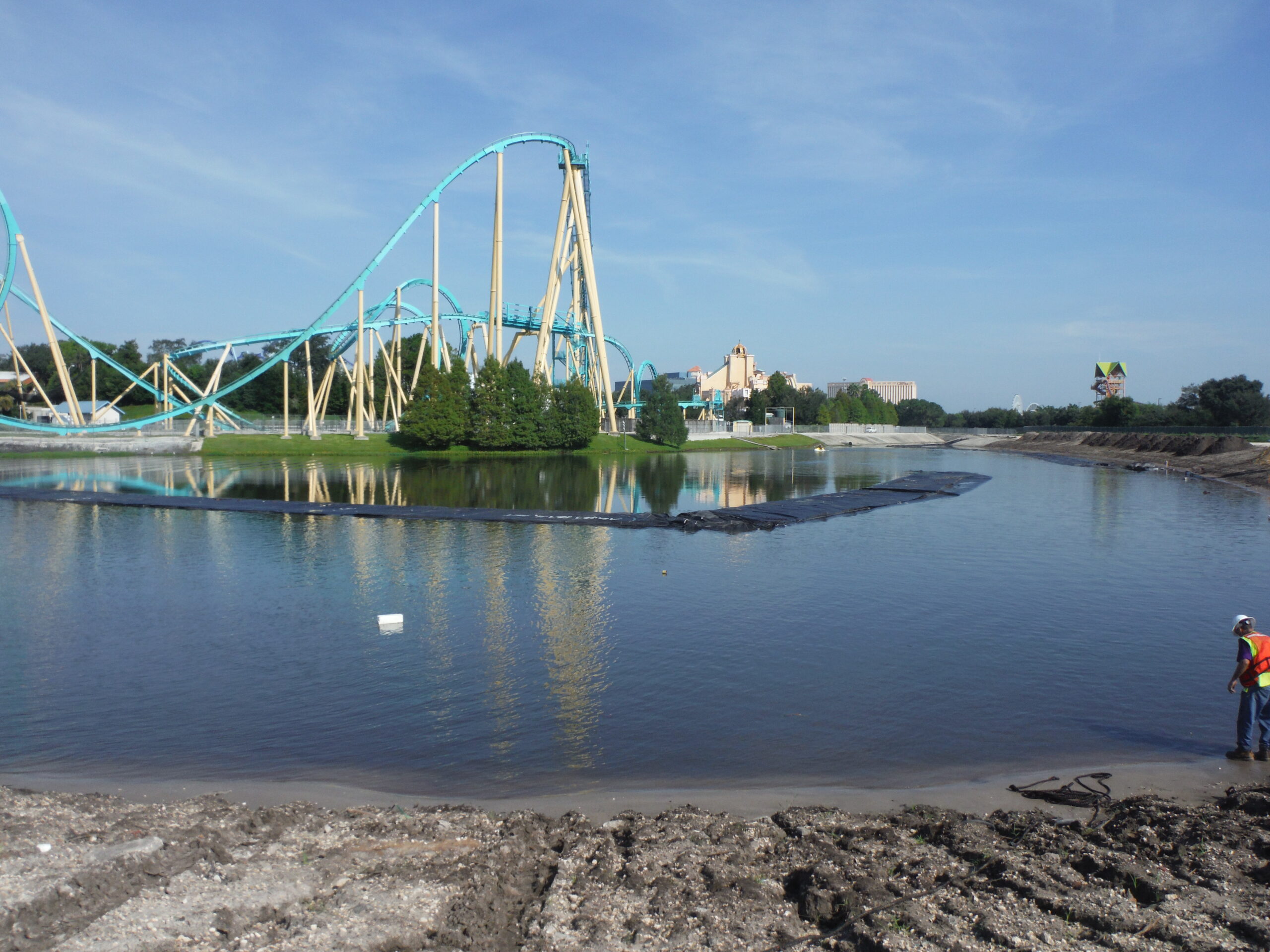 12ft AquaDams at Orlando SeaWorld, 2015